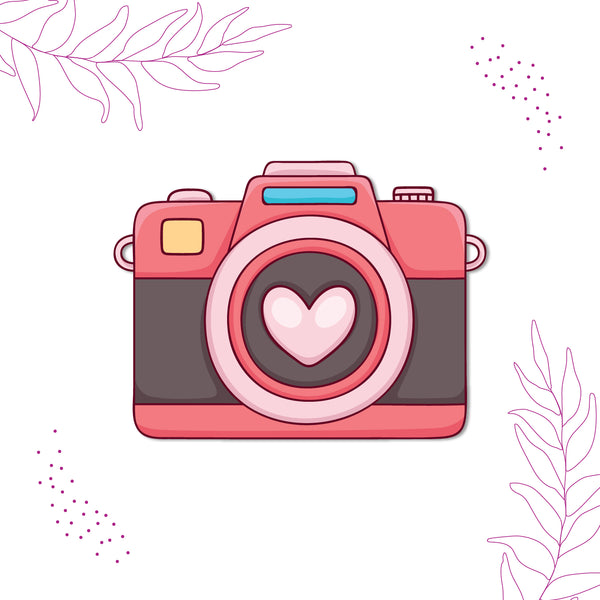 Camera with heart design fridge magnet India