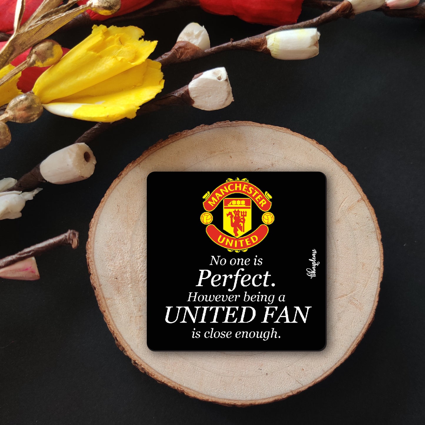 Manchester United Fan Wooden Fridge / Refrigerator Magnet
