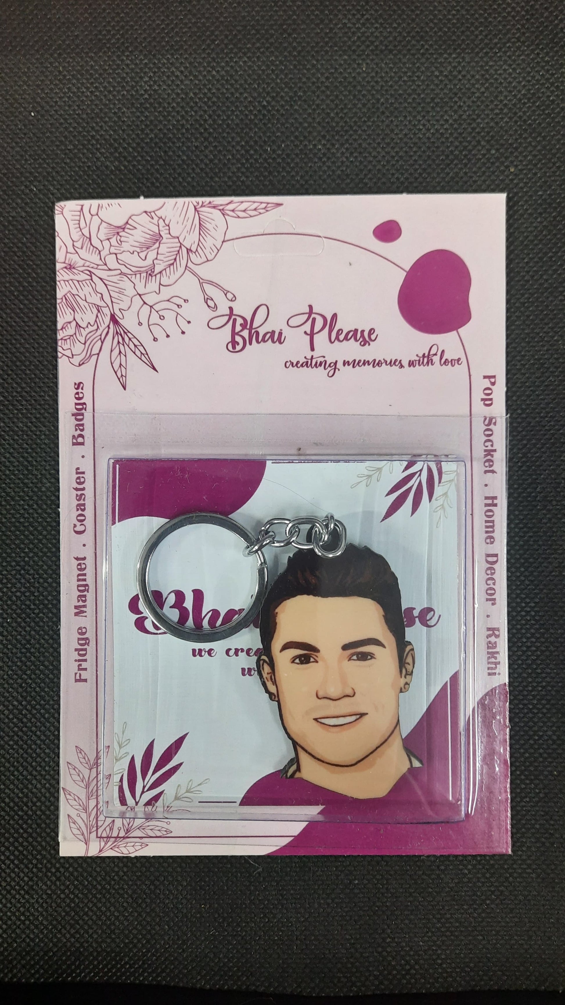  Ronaldo keyring for CR7 fans