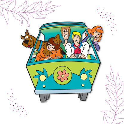 scooby-doo-gang-cartoon-magnet-on-refrigerator