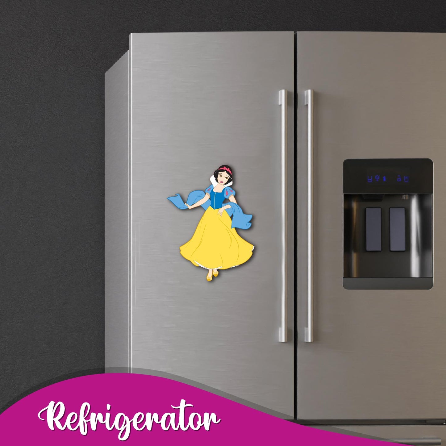 snow-white-fan-souvenir-magnet-close-up