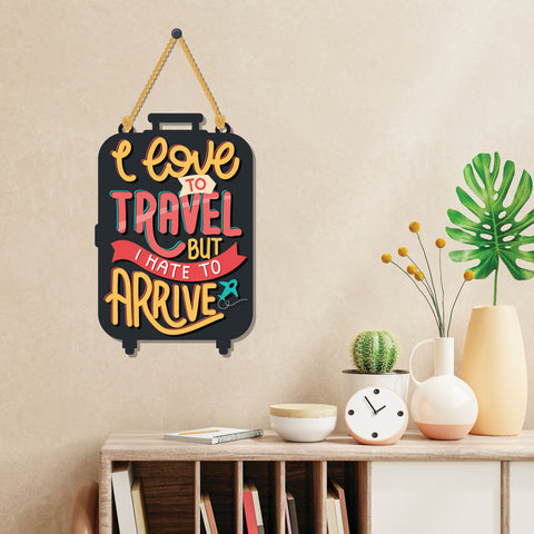 I love to travel Wooden Wall Hanging - Decor